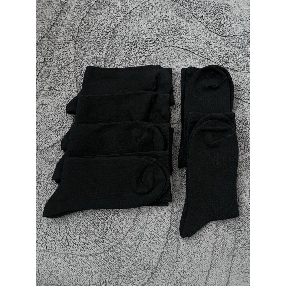 New 6 Pack Women’s Socks No Size Listed (apx. 4-10)